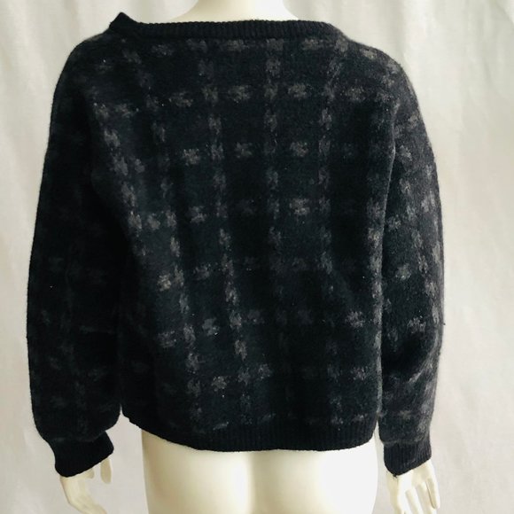 Cropped Boxy Cardigan Black XL Sweater Design - Picture 2 of 8